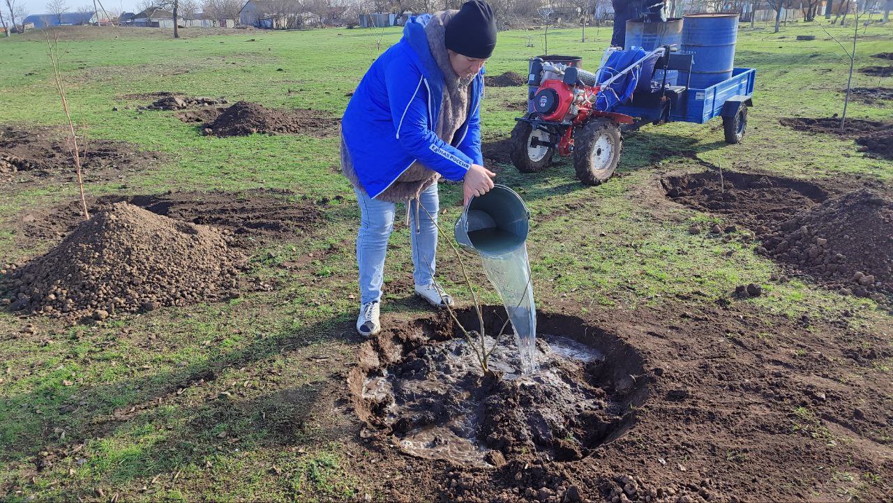 В селе Партизаны Вольновского территориального отдела прошла акция под названием «Память прошлого», В селе Партизаны Вольновского территориального отдела прошла акция под названием «Память прошлого»,