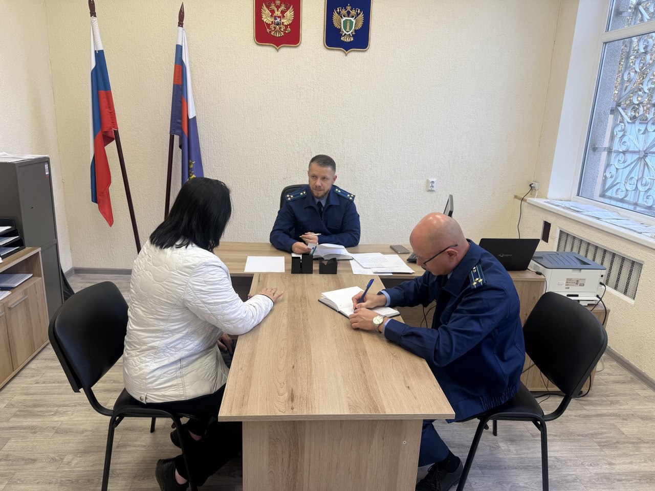 Зампрокурора Херсонской области Александр Катков провел выездной прием граждан в пгт Каланчак и пгт Чаплинка Зампрокурора Херсонской области Александр Катков провел выездной прием граждан в пгт Каланчак и пгт Чаплинка