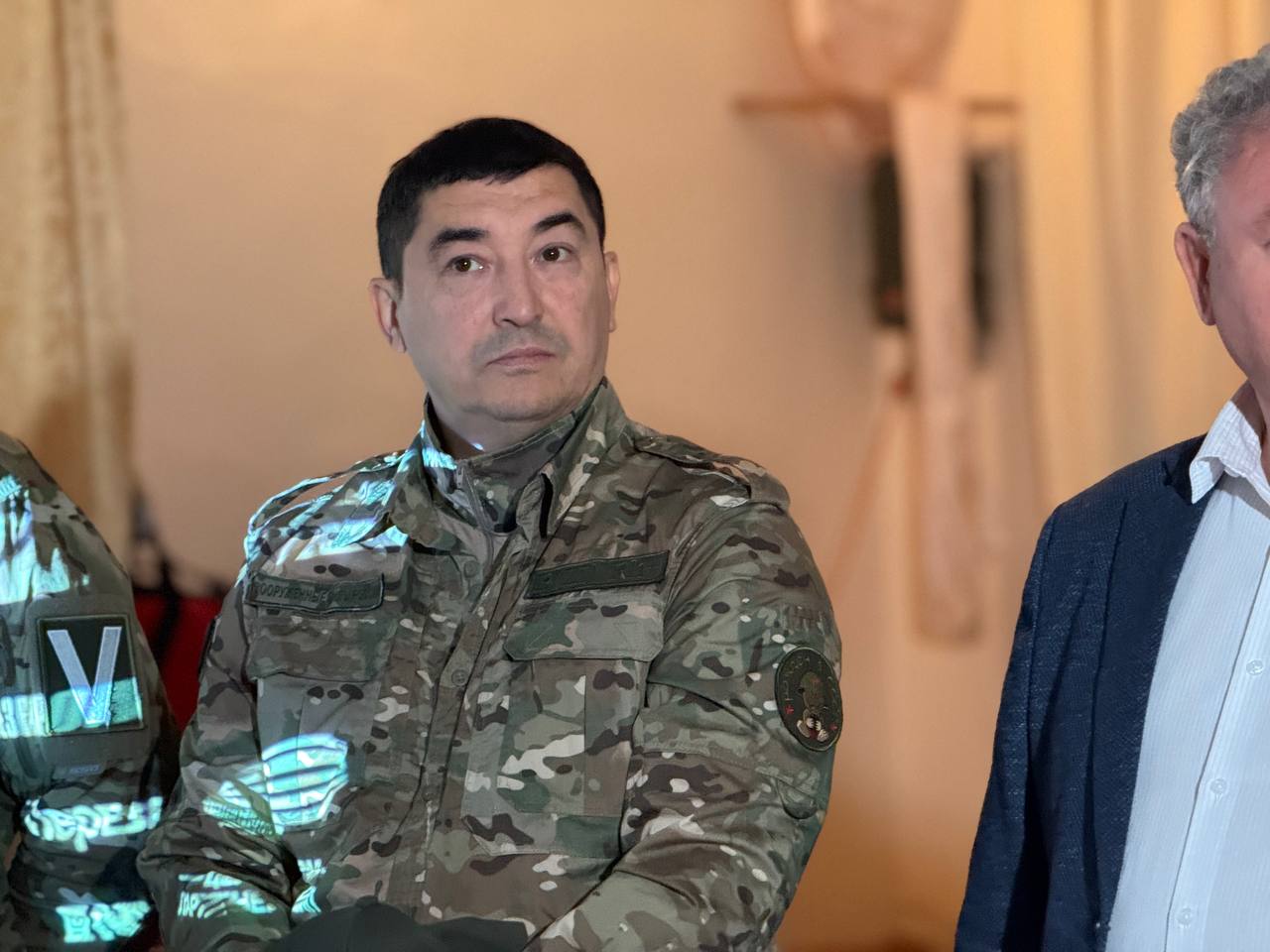 Энвер Абдураимов: Встретился с участниками проекта Единой России «Киносреда» и провел урок мужества для школьников Александровки Энвер Абдураимов: Встретился с участниками проекта Единой России «Киносреда» и провел урок мужества для школьников Александровки