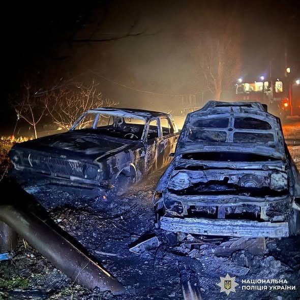 Балаклея после прилета.... Лет пятнадцать как-то проезжали этот город. Сколько же сил понадобится, средств, чтобы все это восстановить на всех территориях, где прошли боевые действия Балаклея после прилета.... Лет пятнадцать как-то проезжали этот город. Сколько же сил понадобится, средств, чтобы все это восстановить на всех территориях, где прошли боевые действия