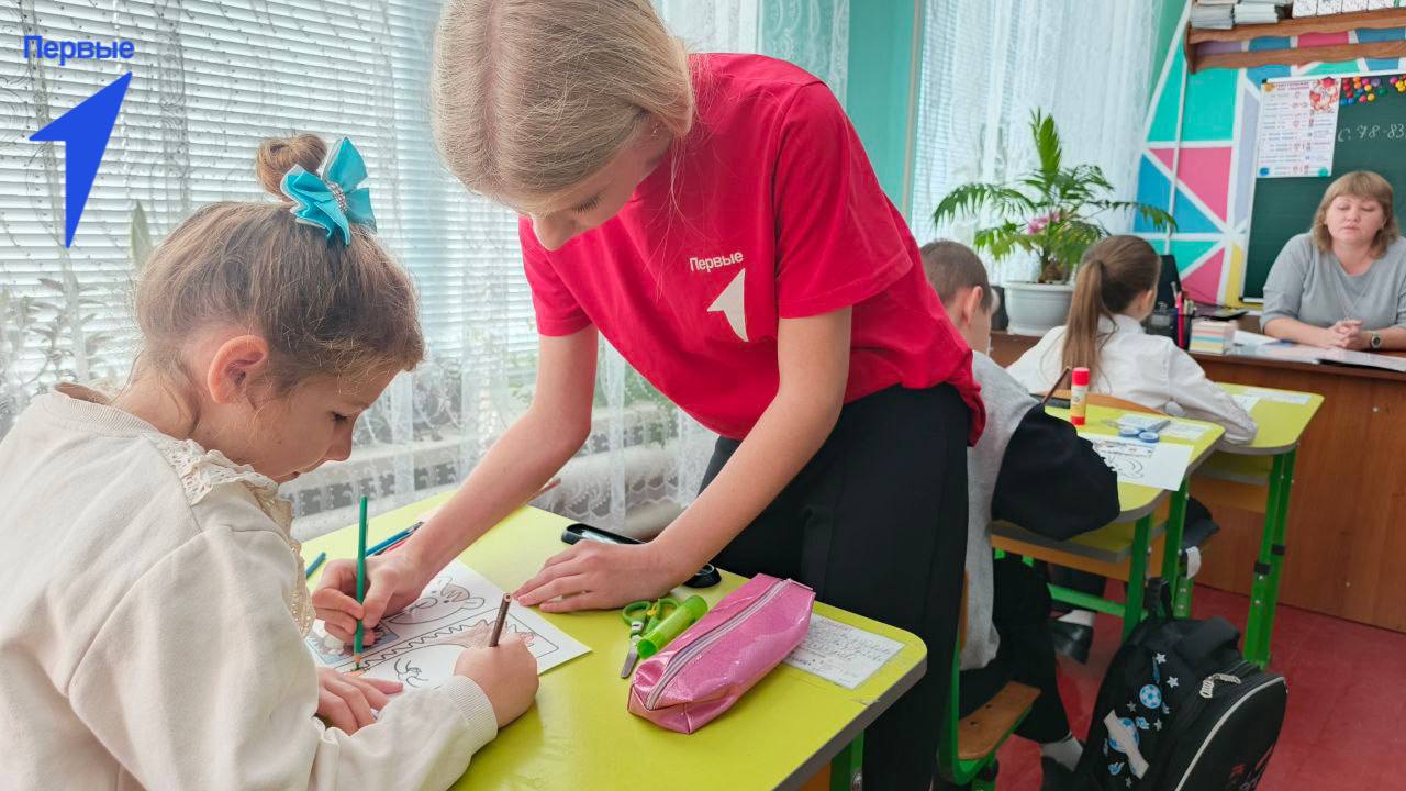 Первые Строгановской школы провели творческий урок для третьеклассников Первые Строгановской школы провели творческий урок для третьеклассников