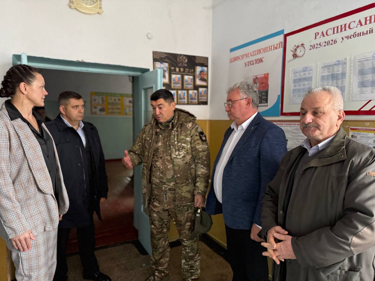 Энвер Абдураимов: Встретился с участниками проекта Единой России «Киносреда» и провел урок мужества для школьников Александровки Энвер Абдураимов: Встретился с участниками проекта Единой России «Киносреда» и провел урок мужества для школьников Александровки