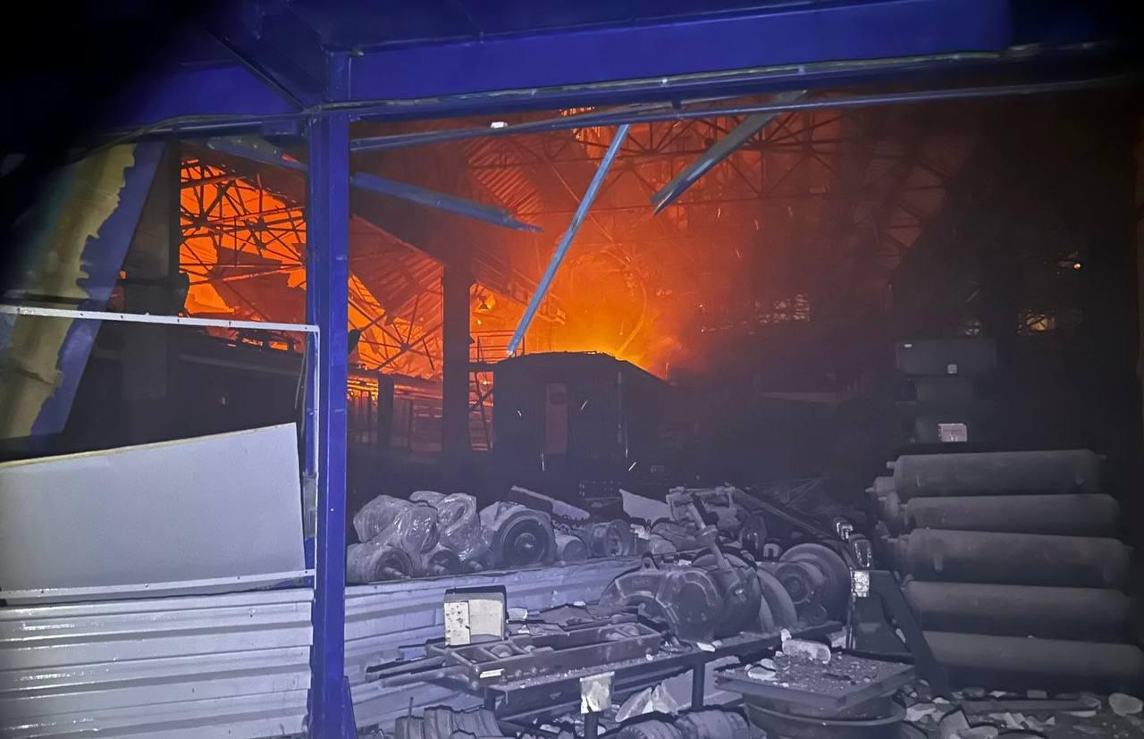 Энергообъекты повреждены в Днепропетровской, Сумской и Херсонской областях, а также на подконтрольной Киеву части ДНР Энергообъекты повреждены в Днепропетровской, Сумской и Херсонской областях, а также на подконтрольной Киеву части ДНР