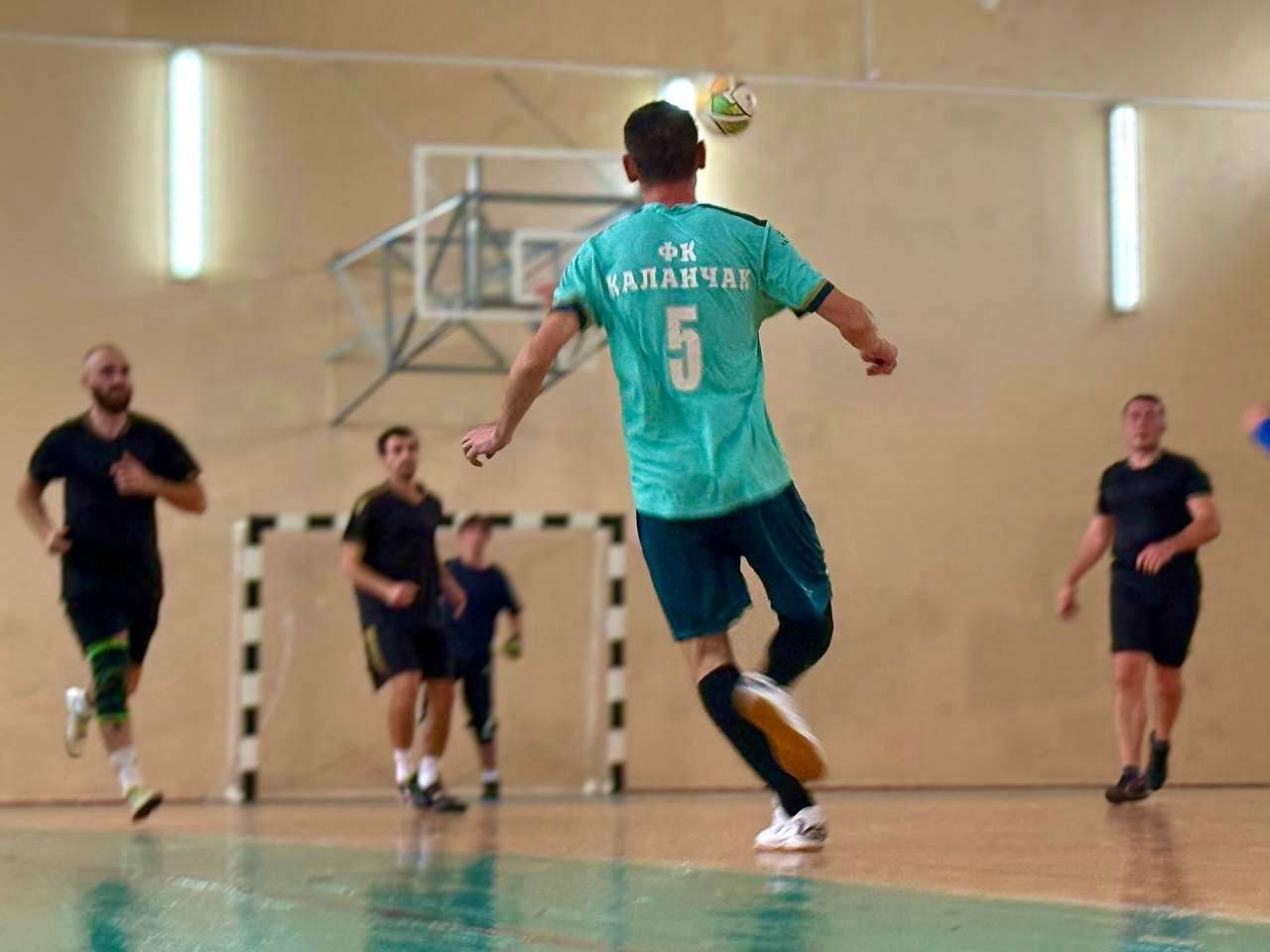 Каланчакские футболисты продемонстрировали силу духа и патриотизм на старте зимнего первенства! Каланчакские футболисты продемонстрировали силу духа и патриотизм на старте зимнего первенства!