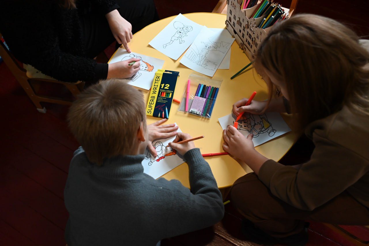 «Под книжным парусом»: в Скадовской детской библиотеке провели литературную викторину «Под книжным парусом»: в Скадовской детской библиотеке провели литературную викторину