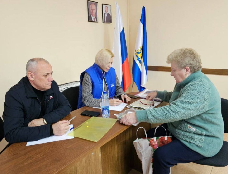 Сергей Георгиев: Работа на местах: итоги выездного приема в Чаплинском округе Сергей Георгиев: Работа на местах: итоги выездного приема в Чаплинском округе
