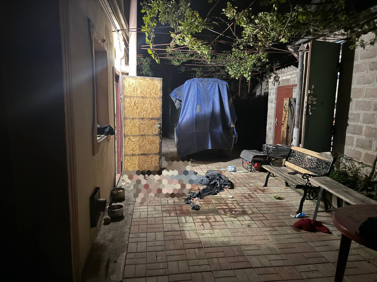 Обиженный на друзей житель Новотроицкого подорвал гранату в доме, где сидела компания