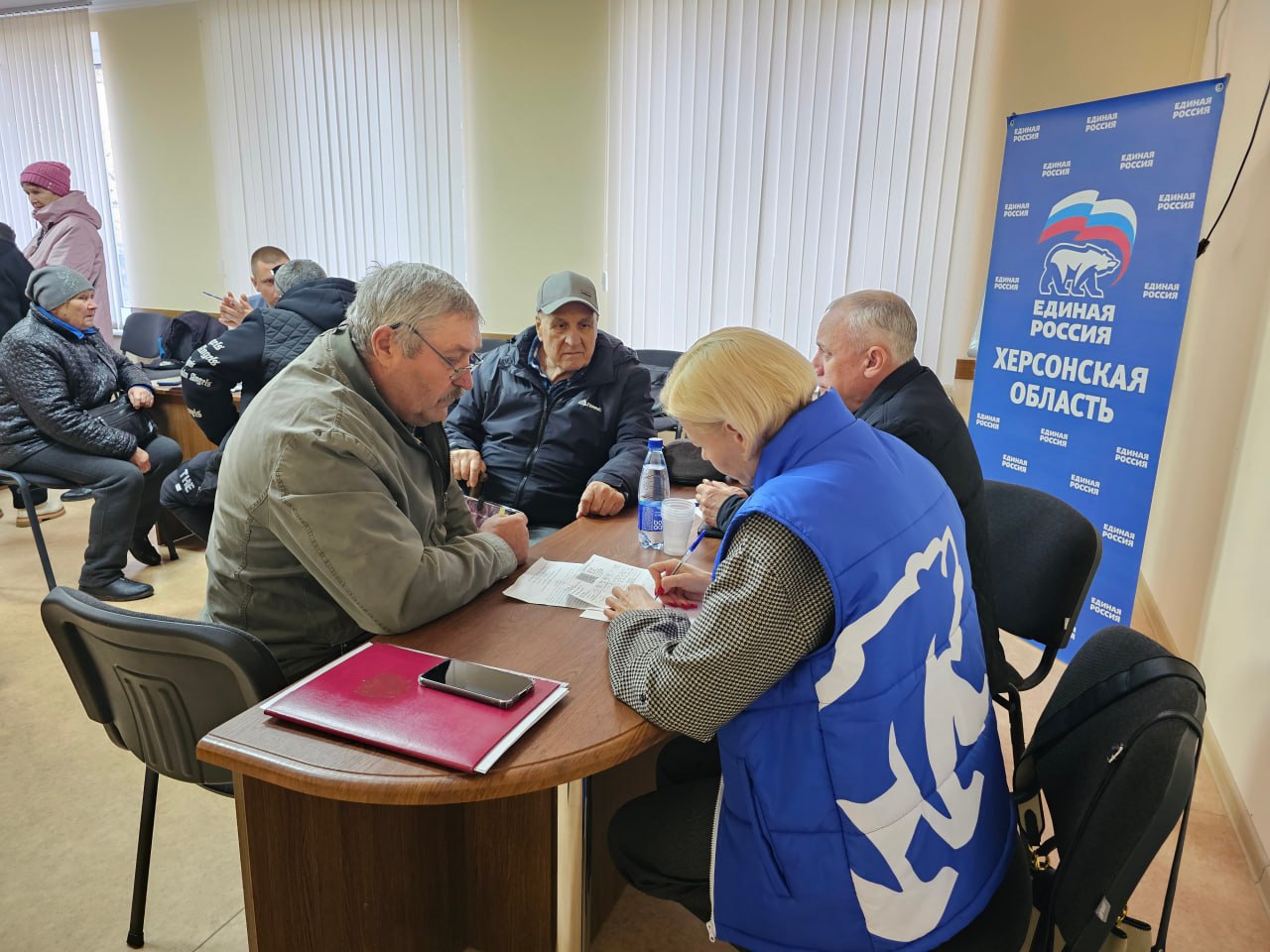 Больше 60 обращений рассмотрено во время выездного приема граждан региональной общественной приемной «Единой России» в Чаплинском округе Больше 60 обращений рассмотрено во время выездного приема граждан региональной общественной приемной «Единой России» в Чаплинском округе