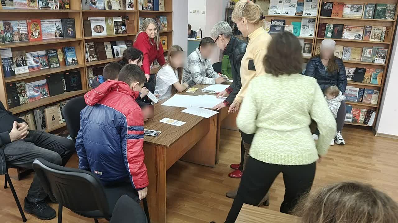 Яркий праздник в Новокаховской библиотеке: учимся знать свои права!