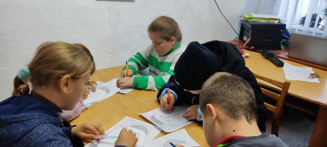 Развлекательная программа для детей «С Днем рождения, Дедушка Мороз» Развлекательная программа для детей «С Днем рождения, Дедушка Мороз»