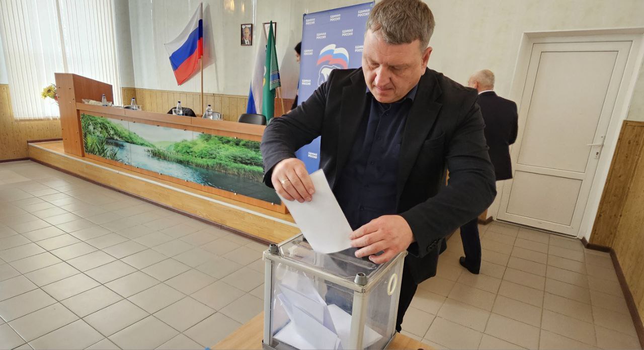 В Херсонской области накануне отчетной конференции регионального отделения «Единой России» стартовали конференции местных партийных ячеек В Херсонской области накануне отчетной конференции регионального отделения «Единой России» стартовали конференции местных партийных ячеек