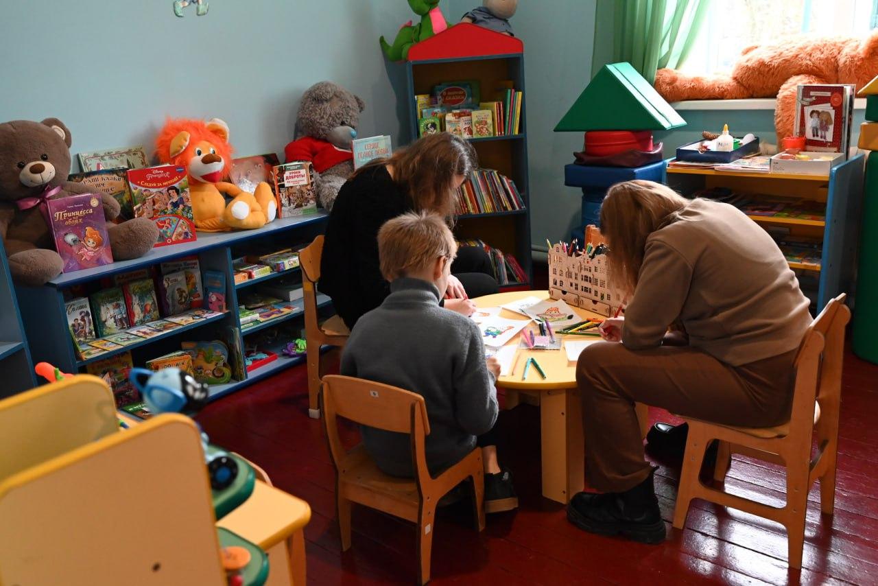 «Под книжным парусом»: в Скадовской детской библиотеке провели литературную викторину «Под книжным парусом»: в Скадовской детской библиотеке провели литературную викторину