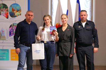 Школьные будни первых. Учебная неделя в самом разгаре, поэтому рассказываем, как проходит школьная жизнь наших активистов