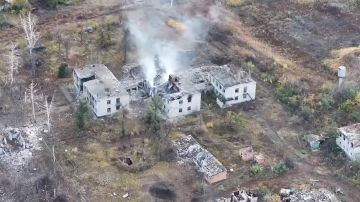 Енот из Херсона: Кадры применения корректируемых боеприпасов 9М542 Торнадо-С ВС РФ по ПВД ВСУ