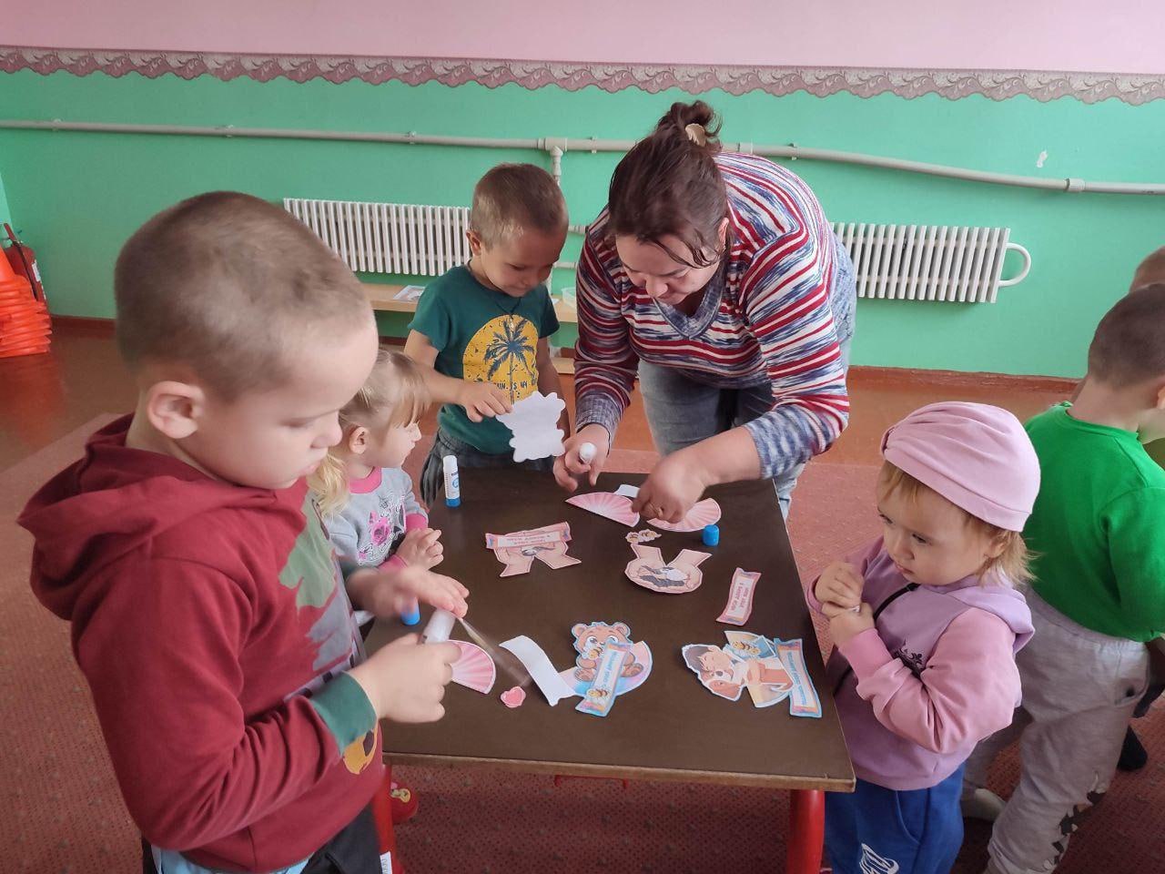 Сельские библиотеки Чаплинского муниципального округа отметили Всемирный день доброты