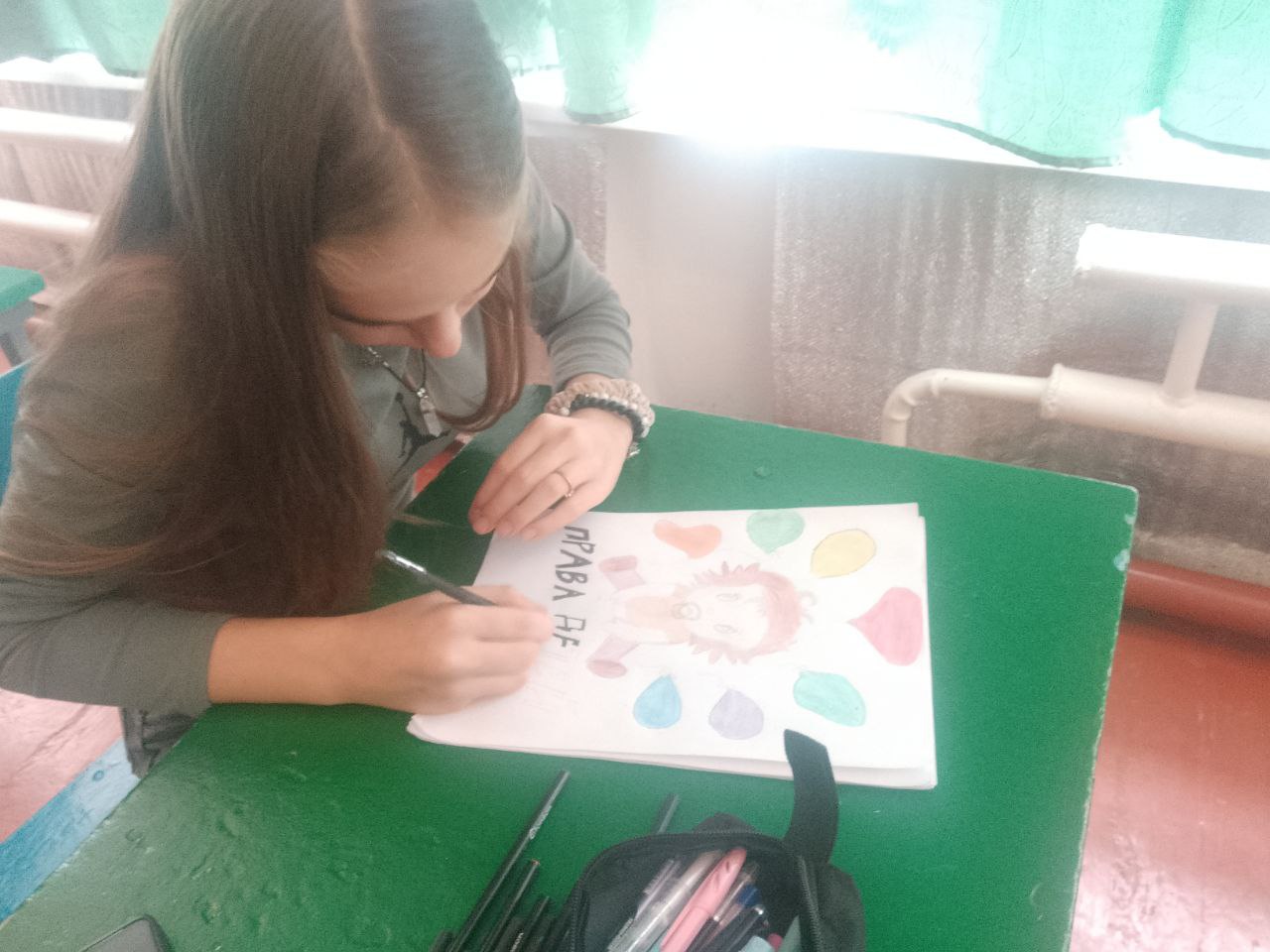 В ГБОУ ХО "Новоалександровская школа Нижнесерогозского района" прошел творческий конкурс детского рисунка «Я рисую свои права и обязанности», приуроченный Дню правовой помощи детям В ГБОУ ХО "Новоалександровская школа Нижнесерогозского района" прошел творческий конкурс детского рисунка «Я рисую свои права и обязанности», приуроченный Дню правовой помощи детям