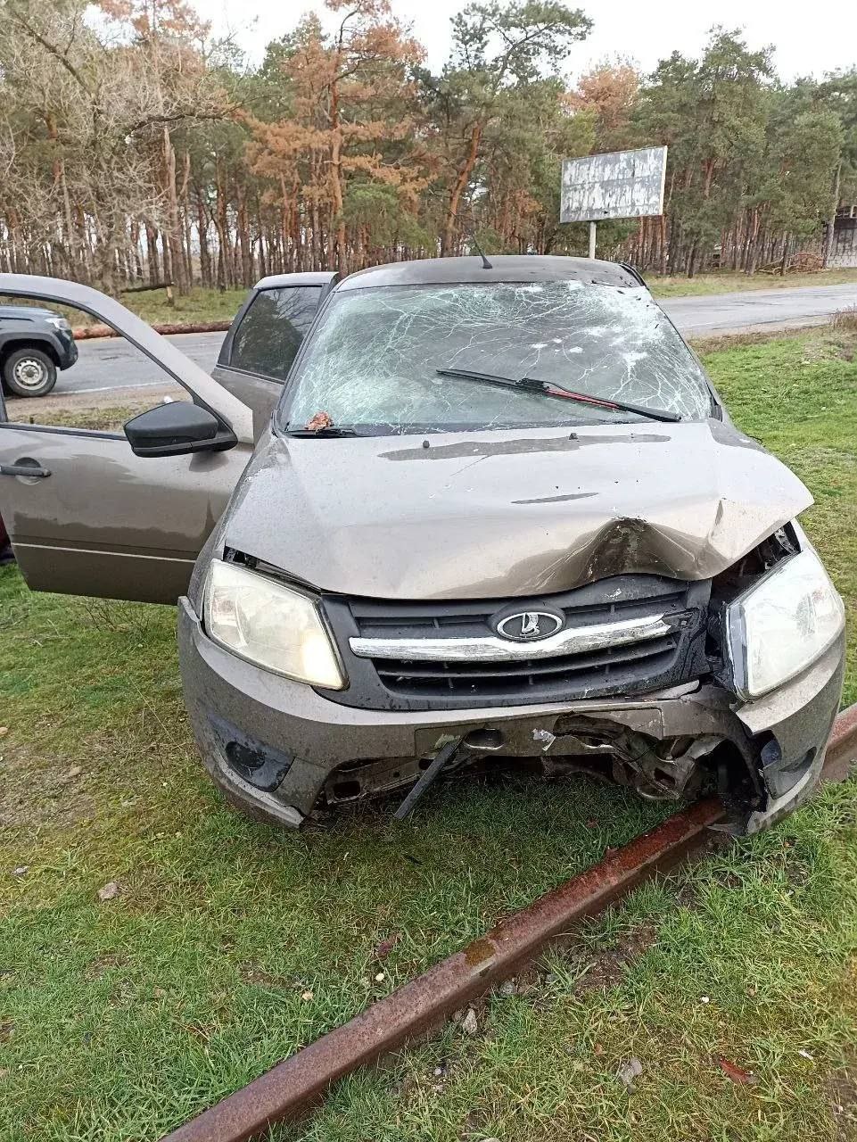 ВСУ нанесли удар по мирному автомобилю в Новой Каховке: теракт против гражданских