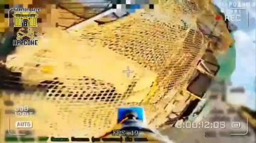 Херсон. Уничтожение бронеавтомобиля Хамви ВСУ Победа будет за нами! ПОДПИСАТЬСЯ