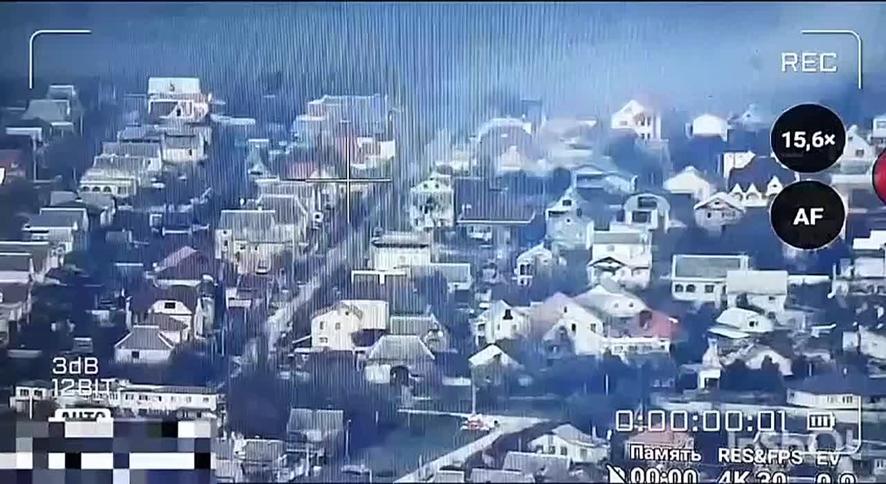 Херсонское направление.. В районе Антоновки артиллерийские подразделения 18-й общевойсковой армии группировки войск «Днепр»нанесли огневое поражение по позициям противника, расположенным в восточной части Херсонской...