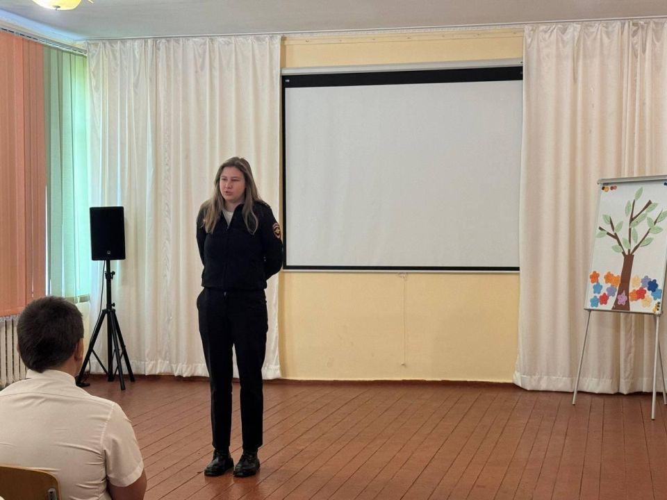 В Приморской школе прошла профилактическая акция «Чистое поколение» В Приморской школе прошла профилактическая акция «Чистое поколение»