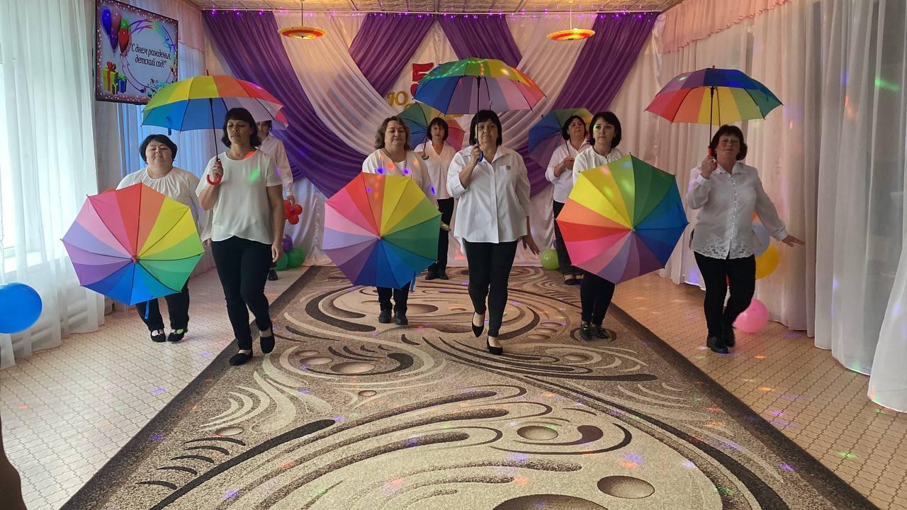 Мирненский ясли-сад "Калинка" Каланчакского района отметил свой юбилей Мирненский ясли-сад "Калинка" Каланчакского района отметил свой юбилей