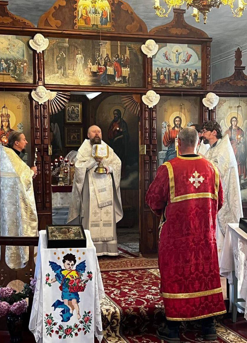 Праздник в Приморском: богослужение в день Архистратига Михаила Праздник в Приморском: богослужение в день Архистратига Михаила