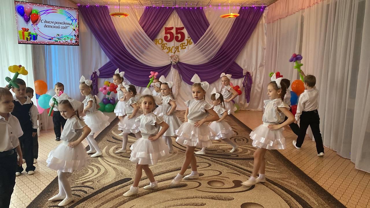 Мирненский ясли-сад "Калинка" Каланчакского района отметил свой юбилей Мирненский ясли-сад "Калинка" Каланчакского района отметил свой юбилей