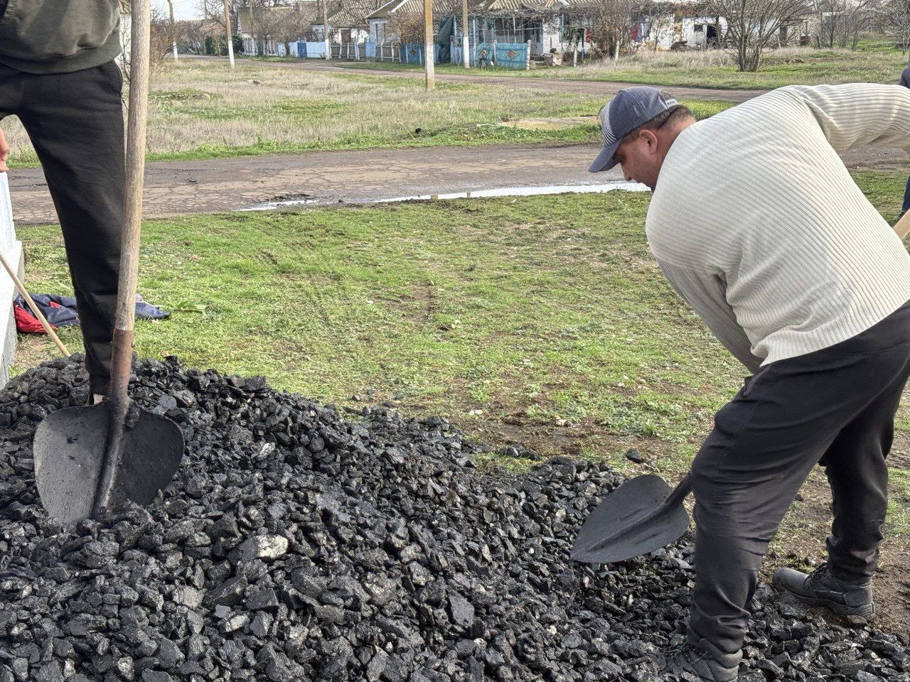 В Костогрызовский сельский клуб был доставлен уголь для отопления В Костогрызовский сельский клуб был доставлен уголь для отопления