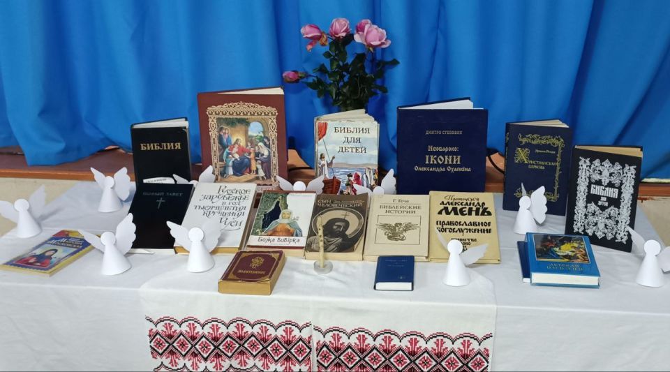 В Богдановском учреждении культуры прошел час православия «Святое имя – Архангел Михаил» В Богдановском учреждении культуры прошел час православия «Святое имя – Архангел Михаил»
