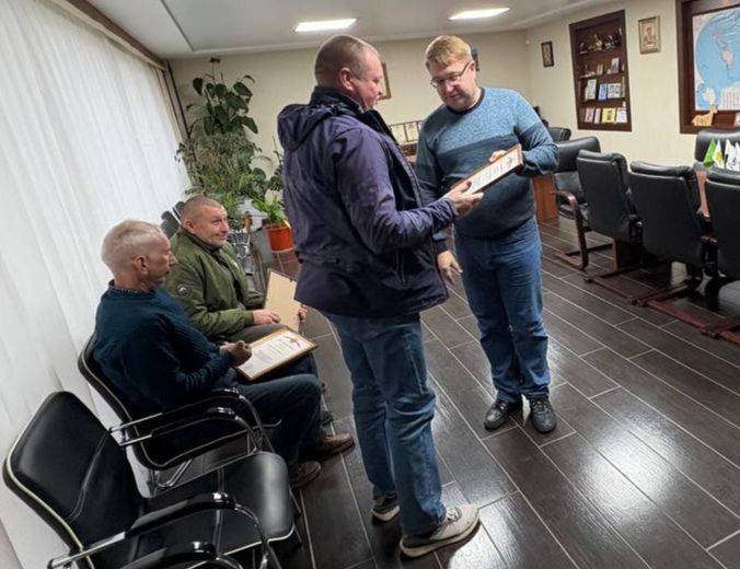 В Каховском округе наградили лучших аграриев В Каховском округе наградили лучших аграриев