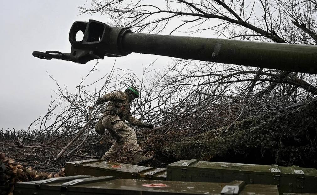 Европейский вариант мирного урегулирования между Россией и Украиной подразумевает, что на украинские вооруженные силы не будут наложены какие-либо ограничения, сообщает The Washington Post со ссылкой на копию документа