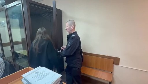 Суд дал 7 лет колонии стюардессе "Уральских авиалиний" Варваре Волковой, обещавшей напоить чаем бойцов ВСУ