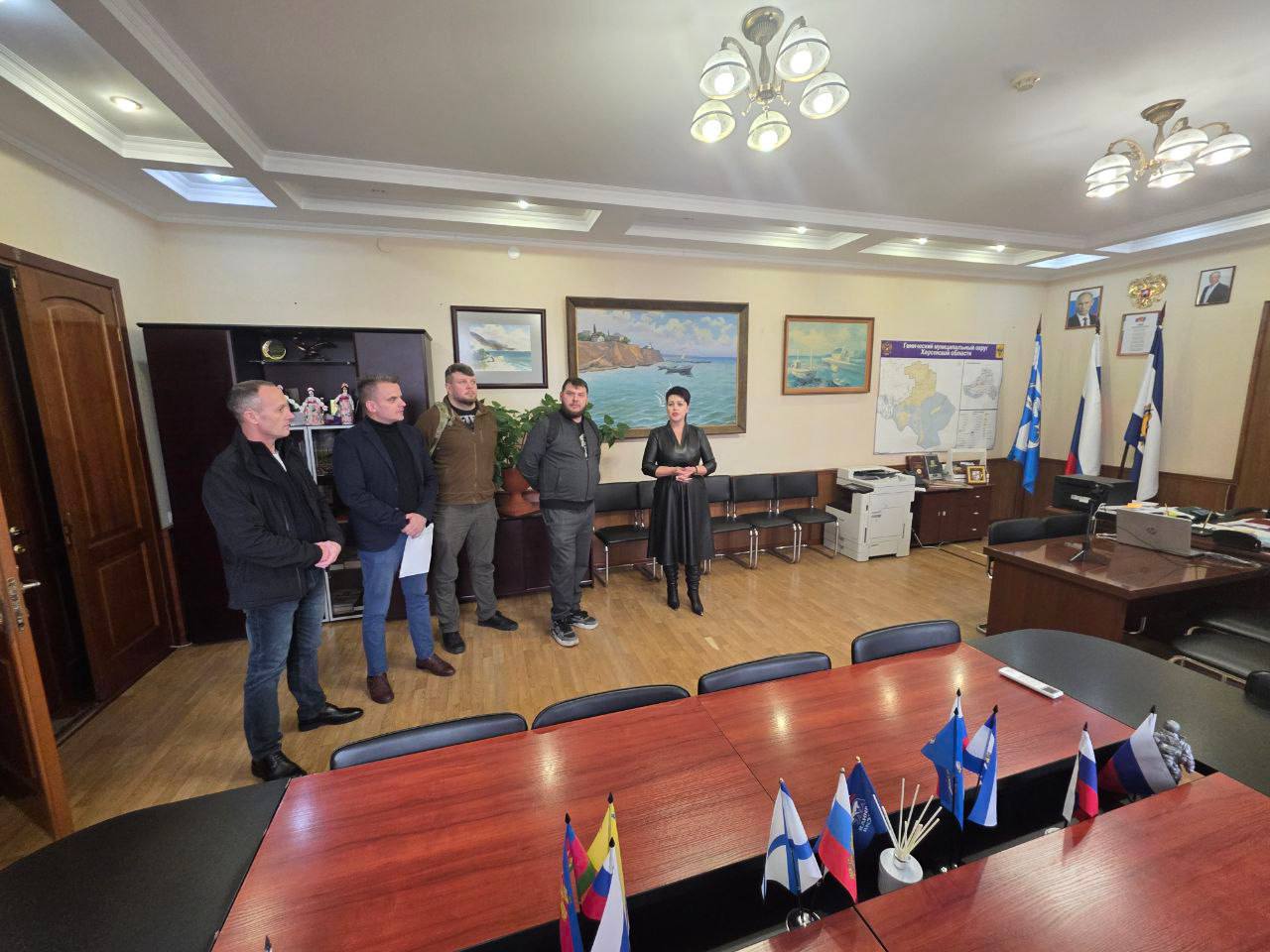 Победители проекта «Герои Херсонщины» побывали в гостях у Администрации Генического округа Победители проекта «Герои Херсонщины» побывали в гостях у Администрации Генического округа