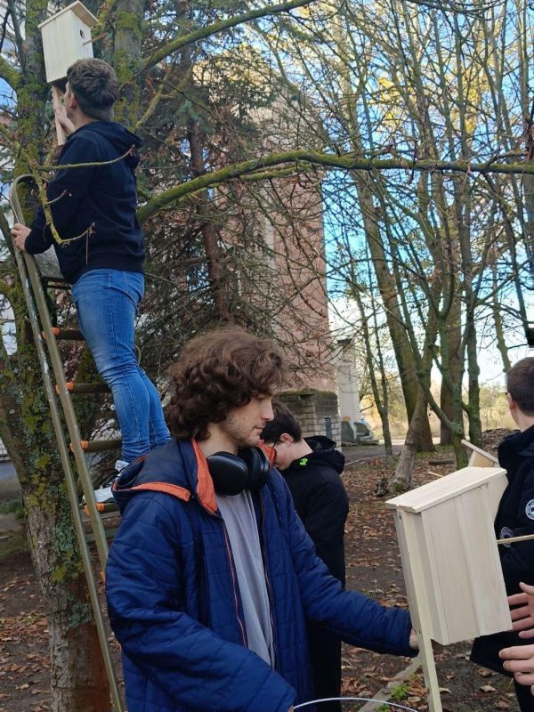 В Херсонском университете прошла акция по сохранению перелётных птиц В Херсонском университете прошла акция по сохранению перелётных птиц