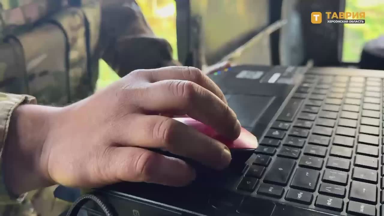 На Херсонском направлении расчет БПЛА из 18-й армии группировки "Днепр" ликвидировал артиллерийскую установку ВСУ