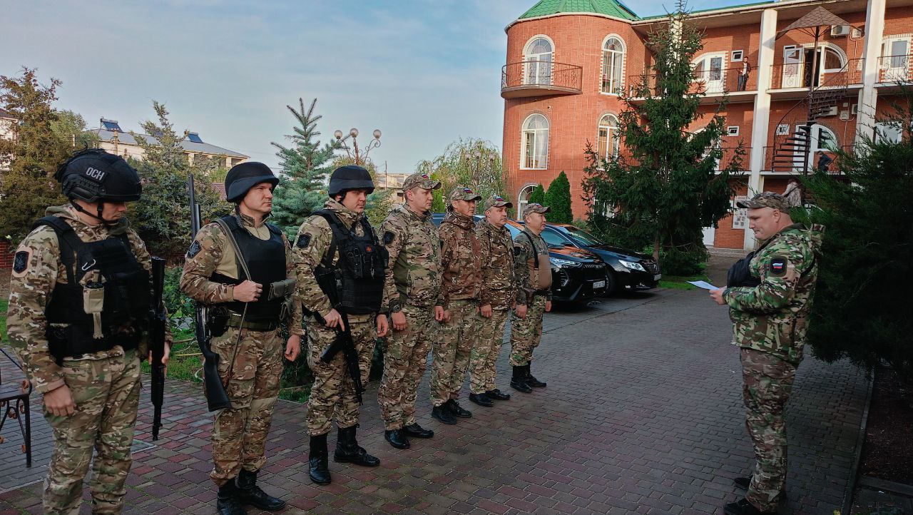 На территории Херсонского областного суда прошли тренировочные учения сотрудников Федеральной службы судебных приставов по региону