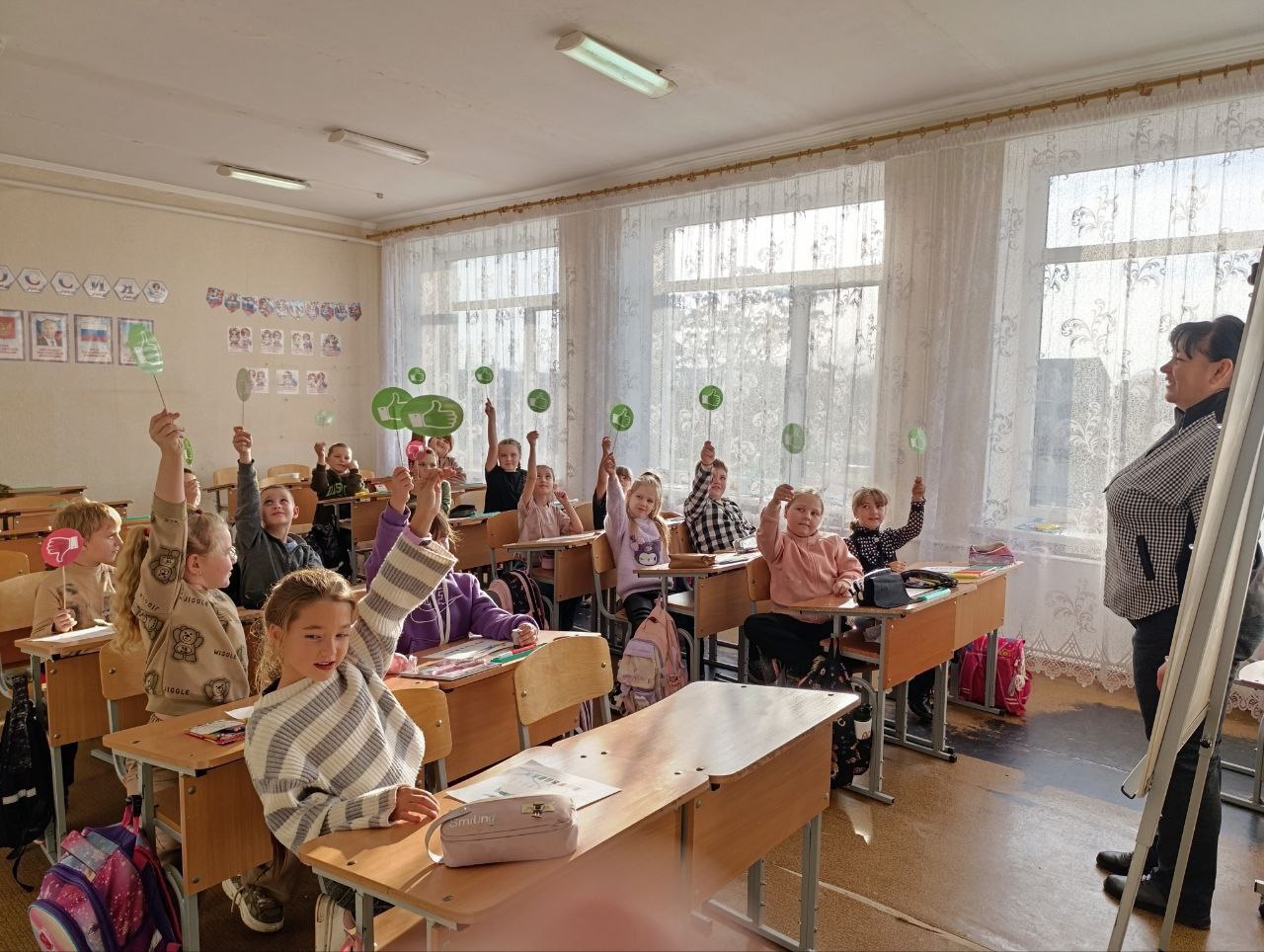 Педагог-психолог: ключ к гармонии школьной среды Педагог-психолог: ключ к гармонии школьной среды