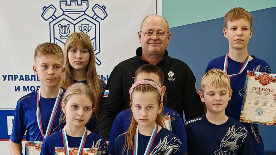 Ребята из Генического округа показали класс на соревнованиях по настольному теннису в Мелитополе!