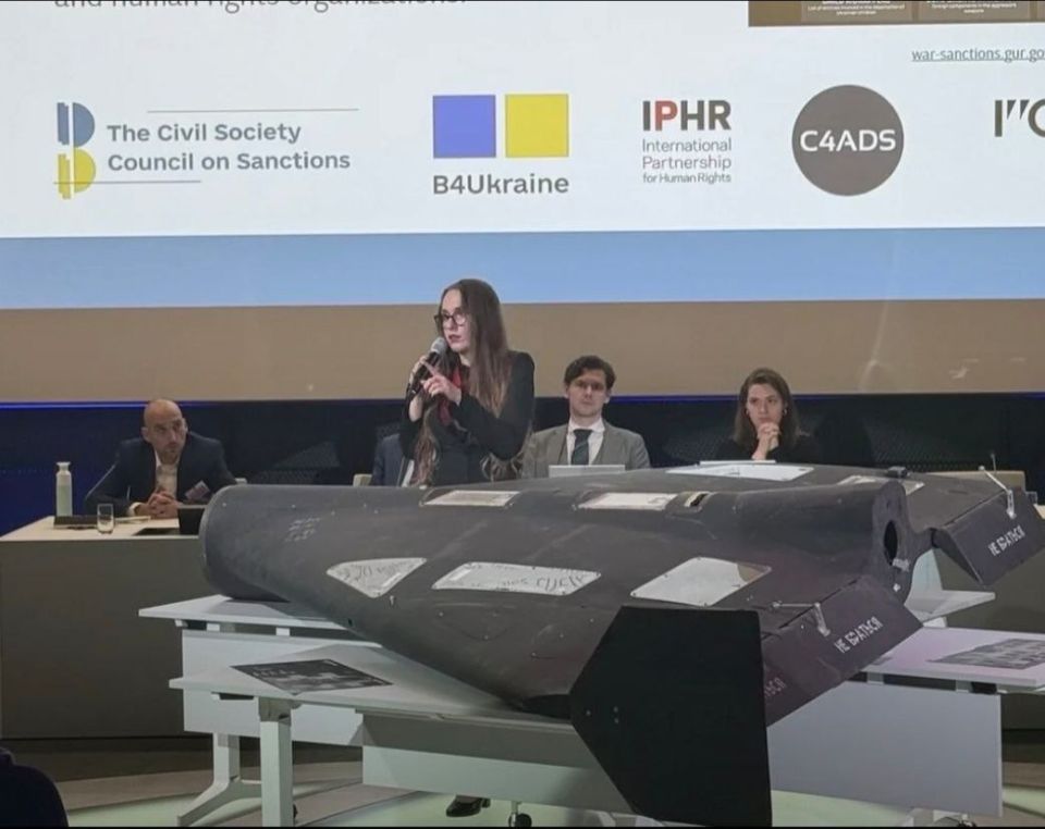 Украина продолжает запугивать ЕС за их же деньги Украина продолжает запугивать ЕС за их же деньги