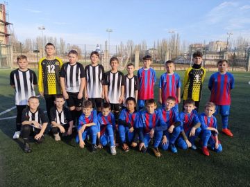 Товарищеские матчи на базе ЦРФК «Джарылгач»