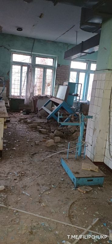 ВСУ нанесли удар из миномета по школе в херсонской Каховке ВСУ нанесли удар из миномета по школе в херсонской Каховке