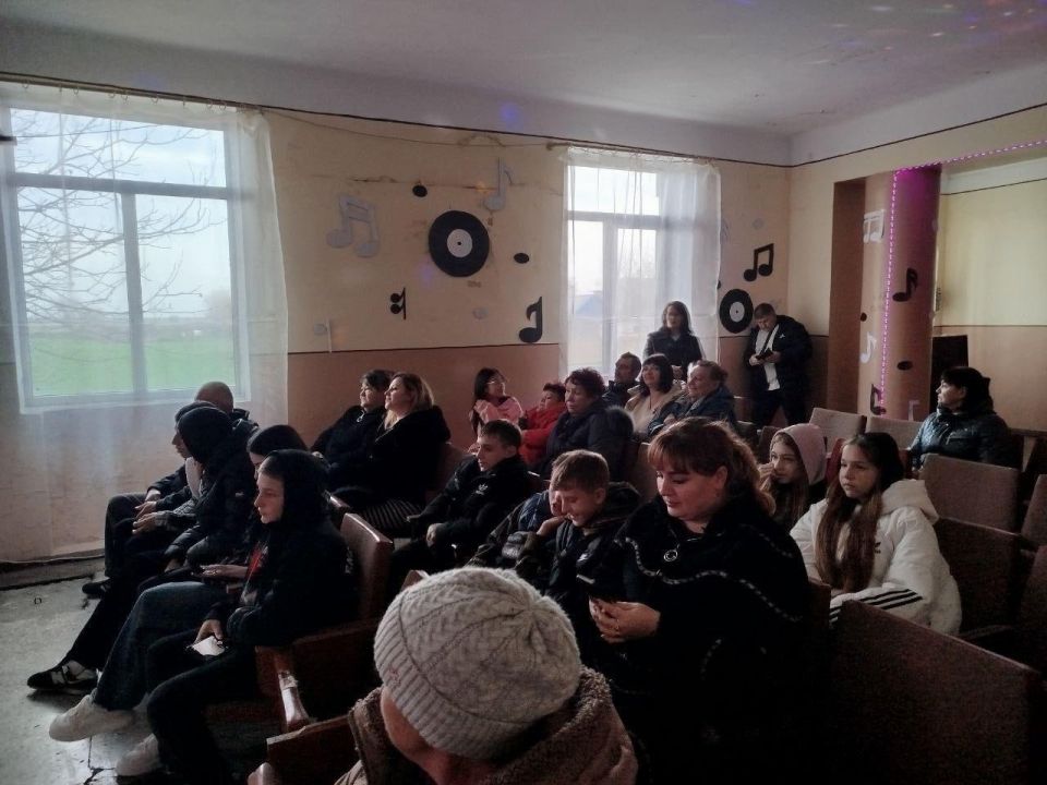 В Петровке прошел душевный концерт, приуроченный ко Дню матери В Петровке прошел душевный концерт, приуроченный ко Дню матери