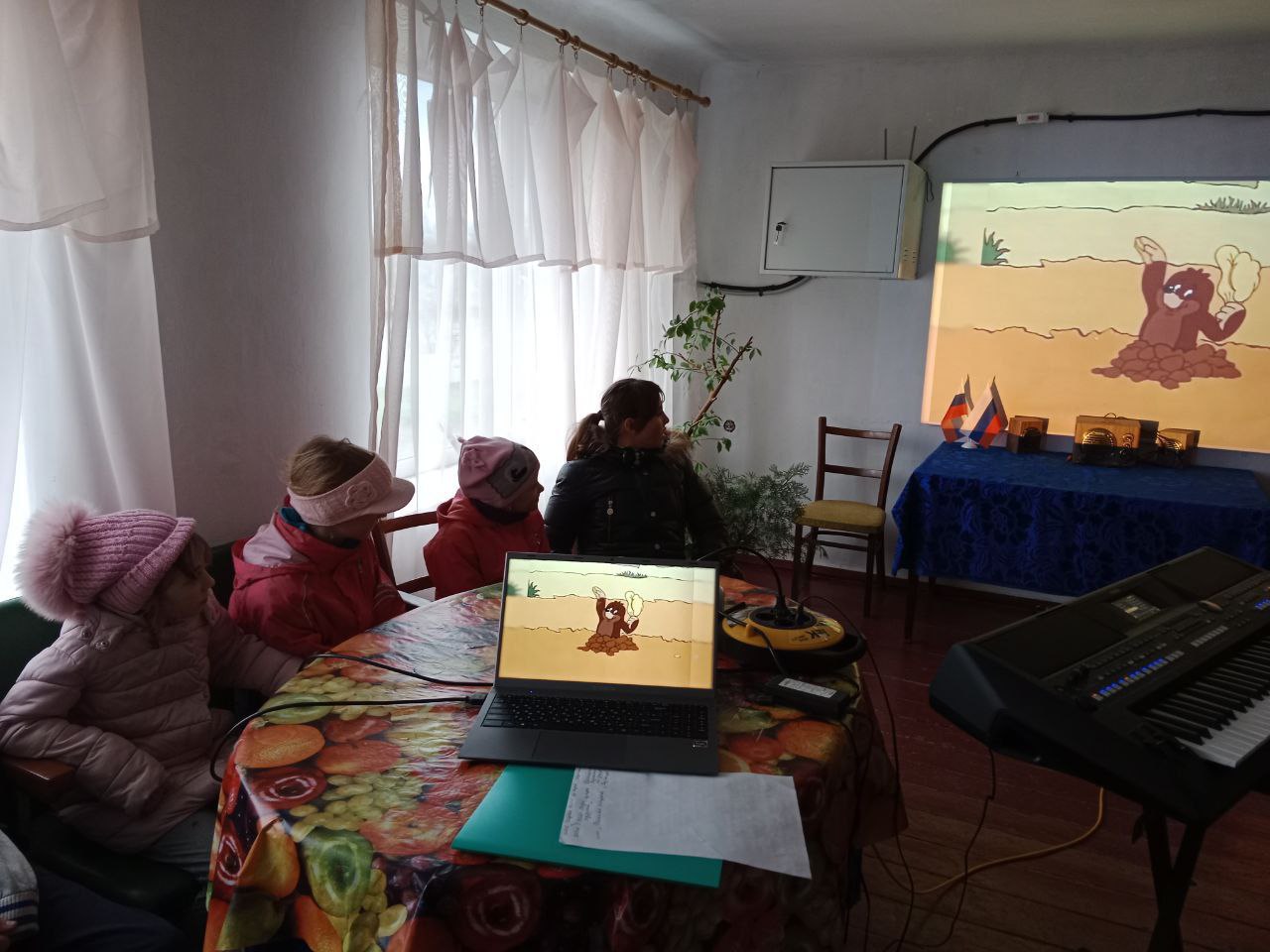 В Нижнеторгаивском Доме Культуры прошло мероприятие для детей " Путешествие в Мульт ландию" В Нижнеторгаивском Доме Культуры прошло мероприятие для детей " Путешествие в Мульт ландию"