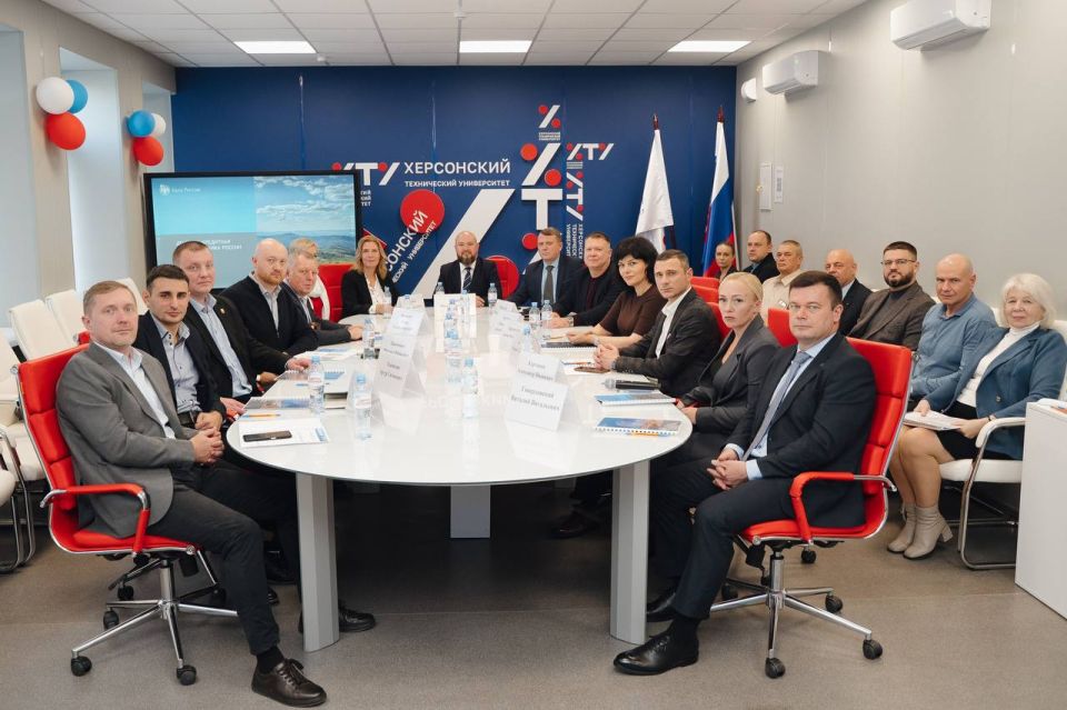 Алиме Зарединова приняла участие в коммуникационной сессии по разъяснению денежно-кредитной политики Банка России Алиме Зарединова приняла участие в коммуникационной сессии по разъяснению денежно-кредитной политики Банка России