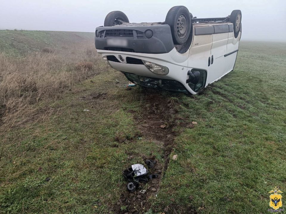 Полицейские устанавливают обстоятельства ДТП в Чаплынском округе Полицейские устанавливают обстоятельства ДТП в Чаплынском округе