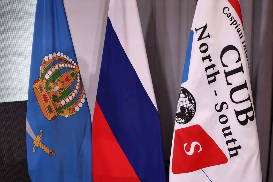 Предприниматели Херсонской области приняли участие в Третьем Астраханском международном форуме «МТК Север–Юг», где смогли изнутри увидеть, как работает ключевой маршрут для поставок в Иран, Ирак, Афганистан и страны Средней... Предприниматели Херсонской области приняли участие в Третьем Астраханском международном форуме «МТК Север–Юг», где смогли изнутри увидеть, как работает ключевой маршрут для поставок в Иран, Ирак, Афганистан и страны Средней...