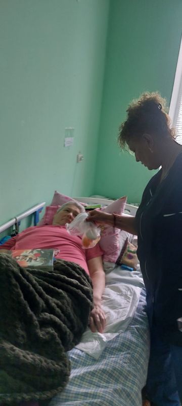 День матери — праздник самых мудрых и любящих сердец! День матери — праздник самых мудрых и любящих сердец!