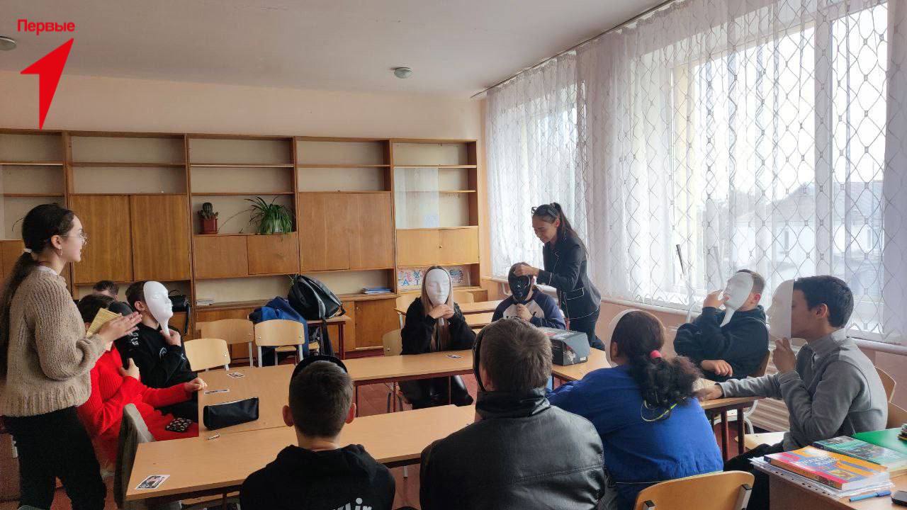 Первые Голопристанского округа провели игровой вечер в рамках грантового проекта «Круг Добра»