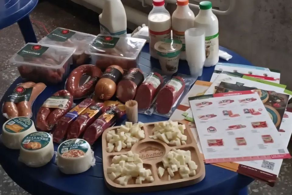 В Новотроицком муниципальном округе проходит 10я торговозакупочная сессия В Новотроицком муниципальном округе проходит 10я торговозакупочная сессия