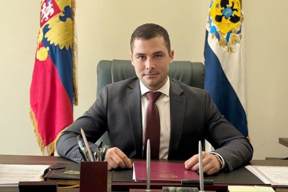 Рады сообщить, что Министр культуры Херсонской области, Артём Лагойский, запустил свой личный Telegram-канал!